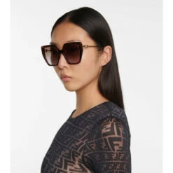 Fendi Baguette Acetate Sunglasses -Fendi Shop unnamed file 218