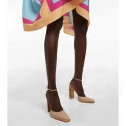 Fendi Cut Leather Pumps 7 Fendi Cut Leather Pumps -Fendi Shop unnamed file 342